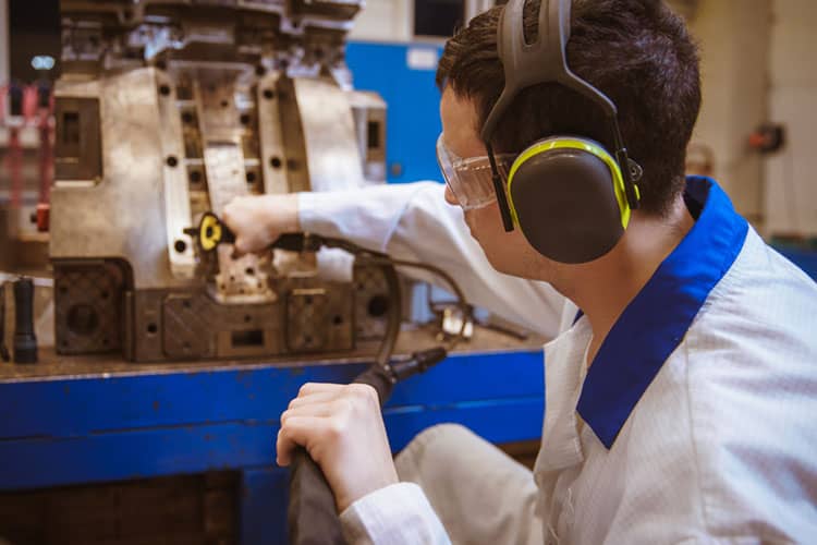 Molding on an Industrial Scale